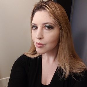 Meet your Posher, Karla